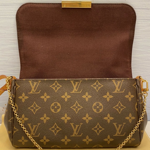 ❤️SOLD❤️Favorite MM Monogram Chain Clutch (FL4186) - Picture 4 of 12